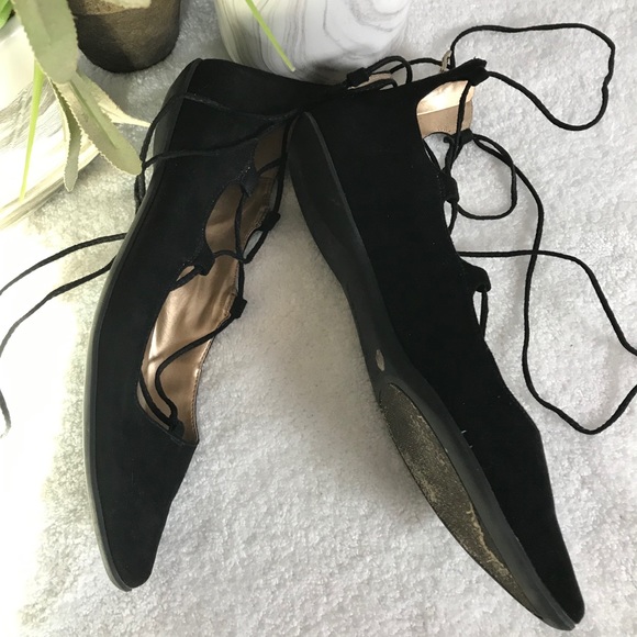 BCBG Generation Black Suede Tie Up Flats Sz 8.5 - Picture 3 of 8